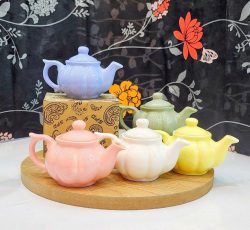 قوری زعفران رنگی