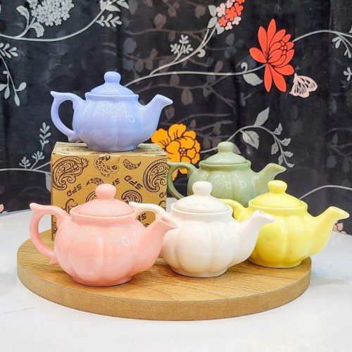 قوری زعفران رنگی