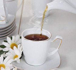 سرویس ۱۲ پارچه چایخوری خط طلا چینی لورین – لذت نوشیدن چای را باشکوه تجربه کنید