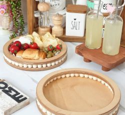 سینی سرو گرد مهره دار، یک سینی زیبا و کاربردی برای پذیرایی