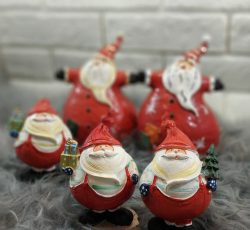 بابانوئل کوچک 2 مدل: تزئینی شیک و جذاب برای کریسمس