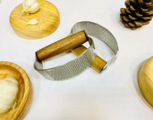 سیر له کن مشتی چوبی: یک ابزار ضروری برای آشپزی
