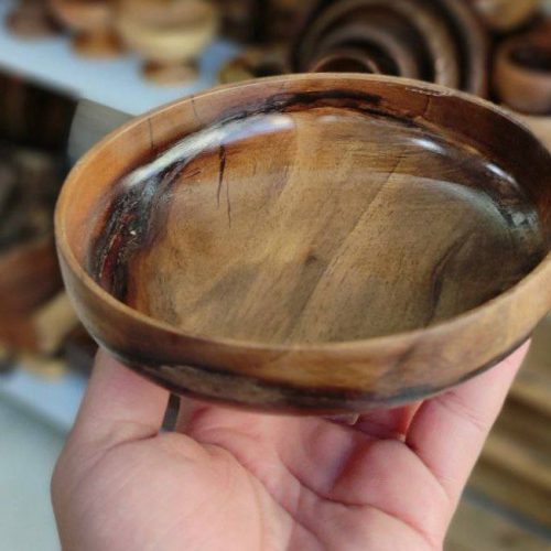 پیش دستی چوبی: زیبایی و ظرافت طبیعت در دستان شما
