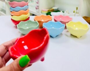 پیاله پایه دار رنگی
