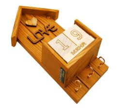 جاکلیدی و تقویم گیِلدا