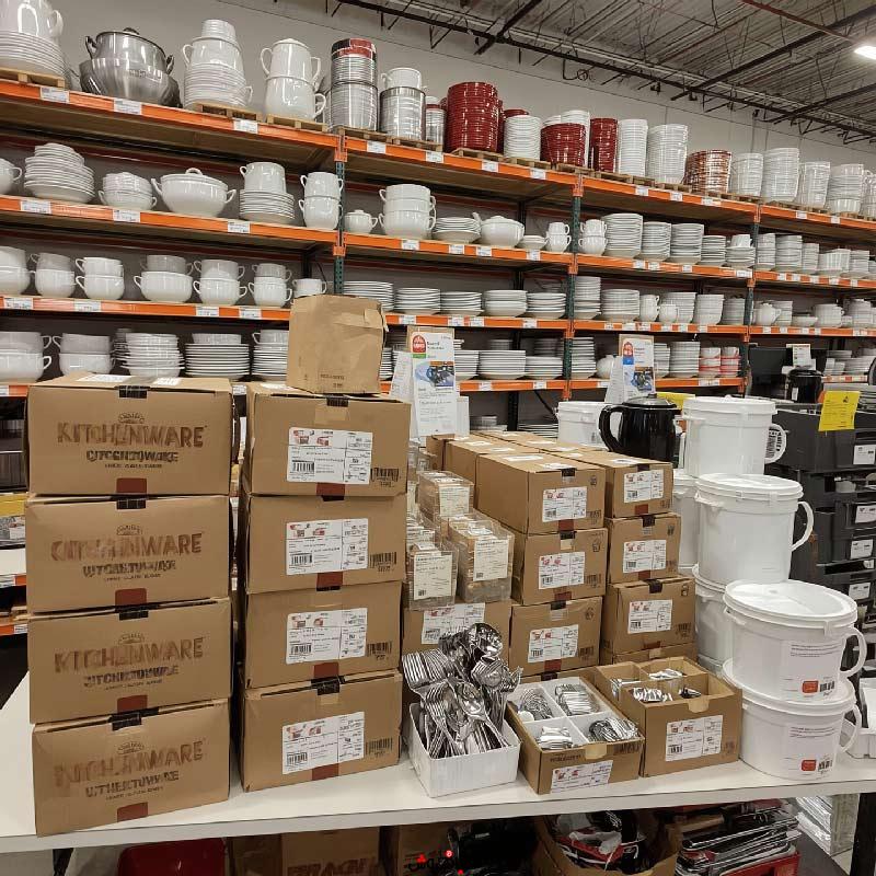 فروش عمده لوازم آشپزخانه در بافروش | آگهی از بازار صالح آباد 2 بازار-صالح-آباد-بافروش